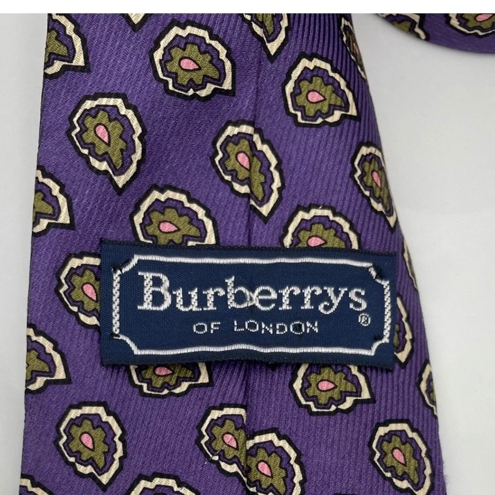 Burberrys Tie Mens OS Purple Silk Medallion VTG Luxury‎ Designer Old Money USA